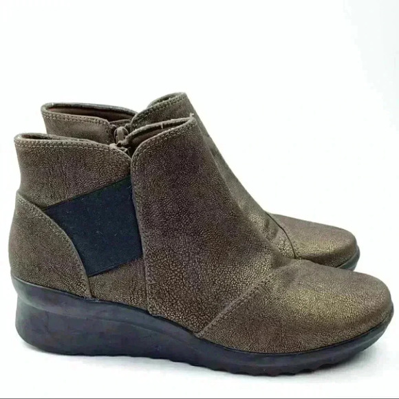Clarks Cloud steppers ankle booties 6 36 bronze - Picture 1 of 12